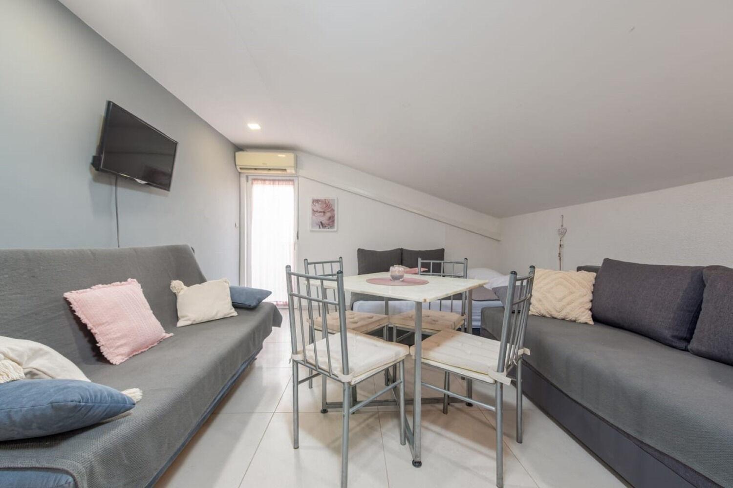 Apartments Mil - 30 M From Beach Ribarica Luaran gambar